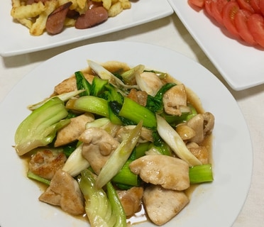 鶏胸肉とチンゲン菜のとろっと鶏ガラ醤油炒め♡